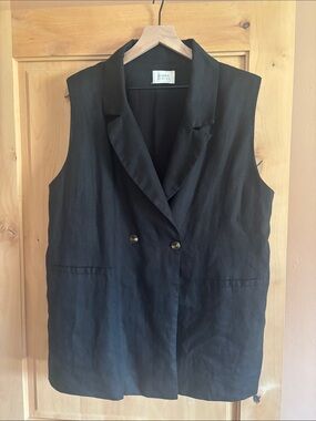 DISSH Black Double-Breasted Sleeveless Linen Vest
